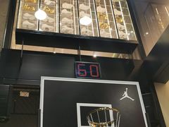 -Air Jordan(世贸天阶店)