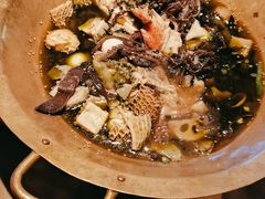-毛肚向右·川渝毛肚王(经开永旺店)