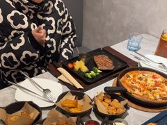 -必胜客(仲盛商城王安宇主题店)