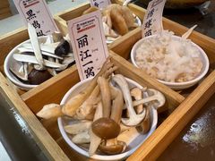 -阿婆情腊排骨火锅·野生菌季(古城旗舰店)