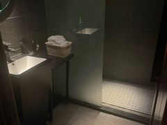 -江南足纪·影院足道·轻奢SPA(笋岗HALO广场店)