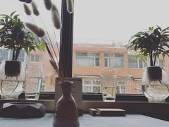 -HIGH FIVE哈福手工汉堡(桂林路店)