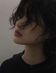 -十六番发型师事务所