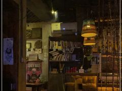 -城墙外BAR