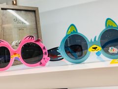 -回瑞眼镜·蔡司·依视路官方授权店(广益路万达店)