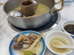 -朴小妹人参鸡汤火锅(长白山万达店)