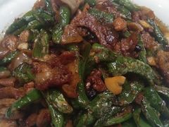 辣椒炒肉-一江水食府(后湖店)