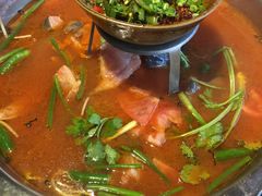 红酸汤鱼-侯家庄私房菜馆观景餐厅