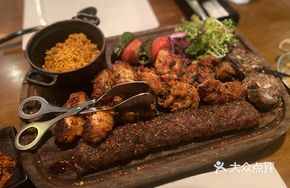 Bus BBQ Platter