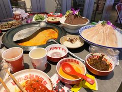 -生活如沸·顺德水牛奶火锅(大学路店)