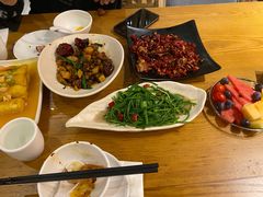 -隔壁老王·家常云南菜(花巷店)