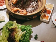 -山焱·炭火自助烤肉(周浦万达店)