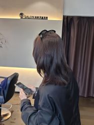 -悦Salon发型设计