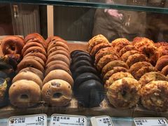 -HOT CRUSH趁热集合·现烤面包(环球港店)