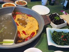 -老灶堂文创火锅(文艺路店)