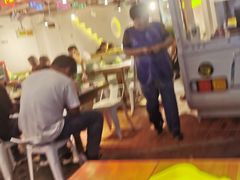 -运气牛自助酱大骨火锅(南京东路店)