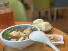 -金莹丸子汤清真(朝外SOHO店)