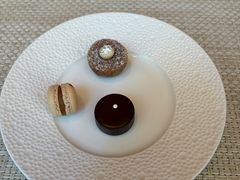 -Le Bernardin
