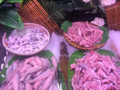 -领鲜活海鲜榴莲自助火锅(东门店)