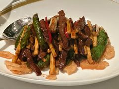 练塘茭白炒澳洲雪花牛-金轩中餐厅 Jin Xuan(浦东丽思卡尔顿酒店)