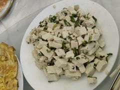 -何适山庄 ·可团建(水长城P2停车场店)