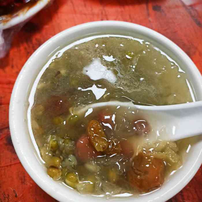 周阿姨清补凉(九阳台广场店)-"天气炎热,周末不知去哪玩?