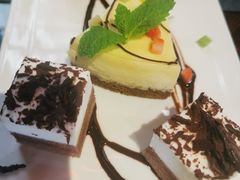 甜点拼盘-YUE·6·西式融合餐厅(外滩六号店)