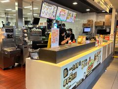 -麦当劳(假日广场店)