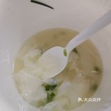 吃完才想起来拍照，都是家常的早点，套餐里有煎蛋和小菜