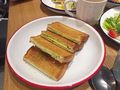 咖椰吐司-HELLO 27 意面·沙拉·帕尼尼