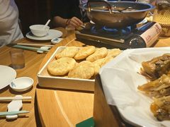 -头上红煨盐鸡·非遗院子餐厅