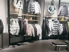 -凯乐石KAILAS(万国奥特莱斯店)