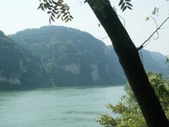 -三游洞
