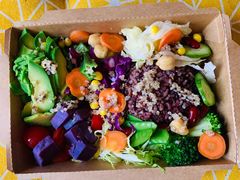 -Rabbit Cafe私房西餐甜点咖啡(栖霞路店)