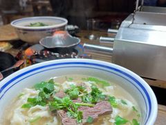 -破瓦寒窑·地摊烤羊排