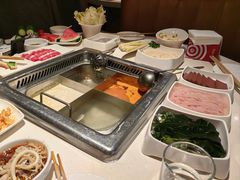 -海底捞火锅(世界城广场店)