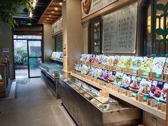 -绿草地·湘菜(酃湖师院店)