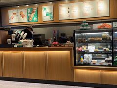 -星巴克(青岛火车北站候车大厅店)