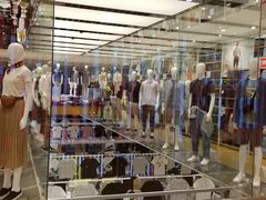 店内环境-优衣库(银座店)