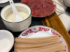 -乳仔牛牦牛汤锅 烤羊排(松潘古城店)