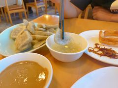 炸灌肠-惠丰门丁肉饼店