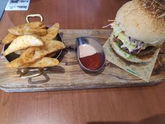 超厚芝士牛肉汉堡-魏斯理汉堡(西安沣东吾悦店)