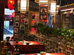 景观位-谭鸭血老火锅(龙湖宝山天街店)