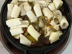 -蘑统田下·野生菌火锅