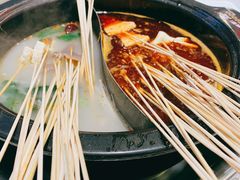 鸳鸯锅-钢管厂歆瑞源油卤串串香(春熙路太古里店)