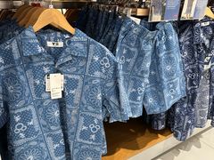 -优衣库(北京万柳华联购物中心店)