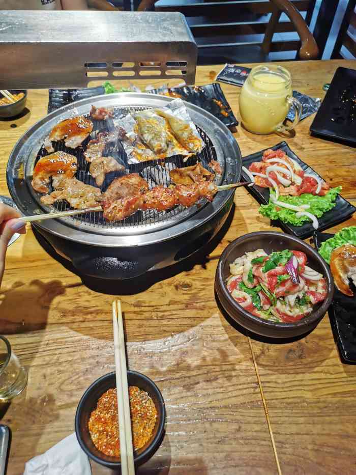 顺鑫炭火烤肉(站前店)-"没有什么比回辽阳吃烧烤更开心的了!家.