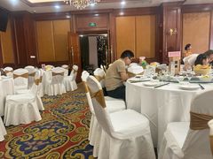 -山明水秀大饭店