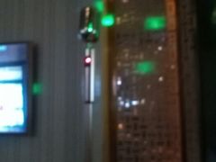 android_upload_pic-唛客疯量贩式KTV(金飞达广场店)