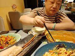 -耶里夏丽·丝路新疆菜·清真食品(徐汇南丹东路臻选店)